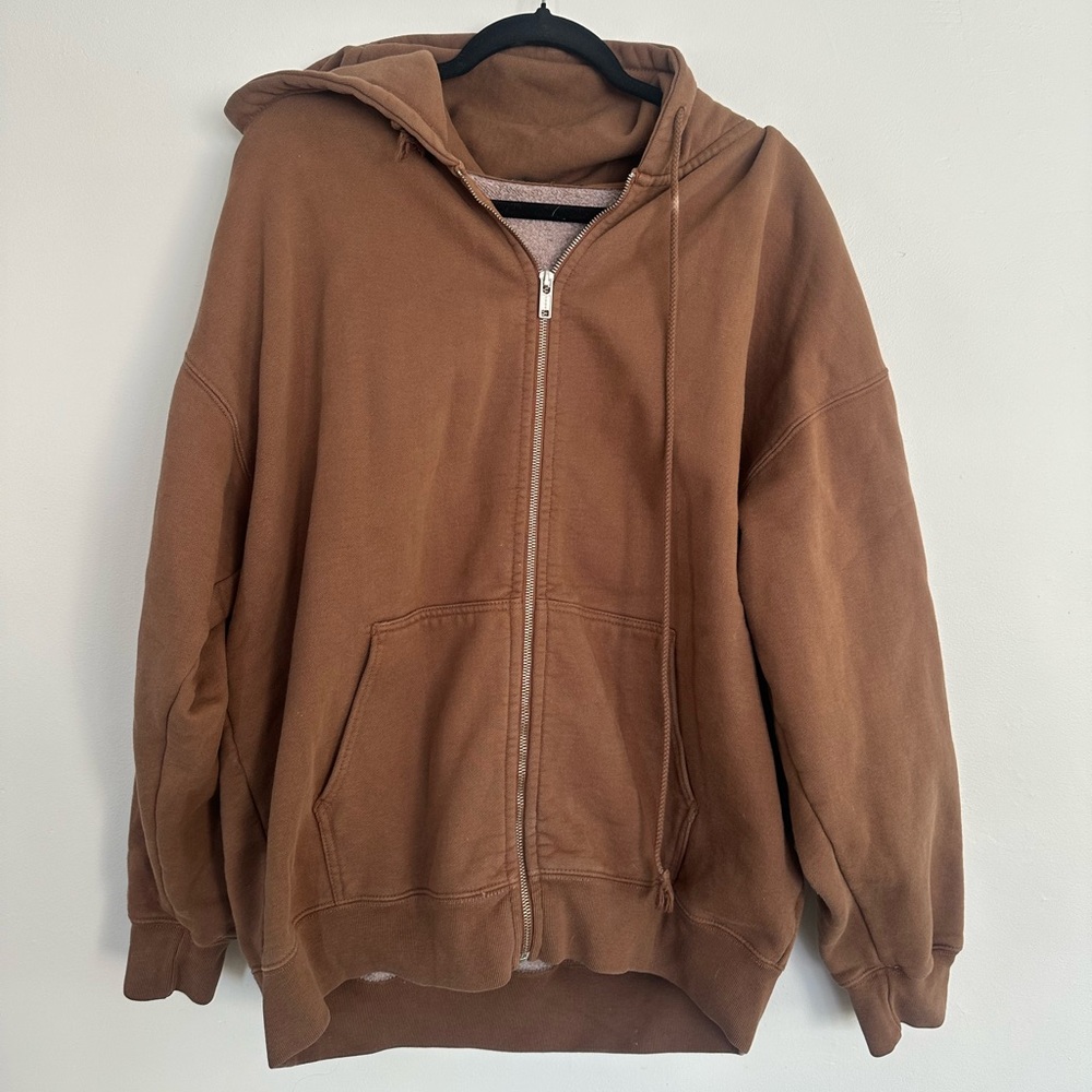 Brandy Melville Brown Zip-Up Hoodie